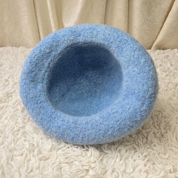 Beautiful Vintage Baby Blue Wool Hat Hand Made in Romania - Picture 5 of 5